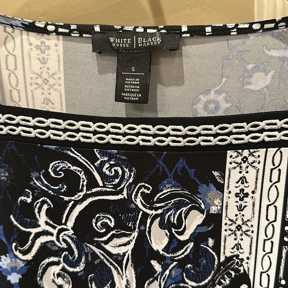 Blue black and white tunic style top - Picture 2 of 3